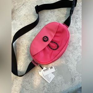 Lululemon belt bag